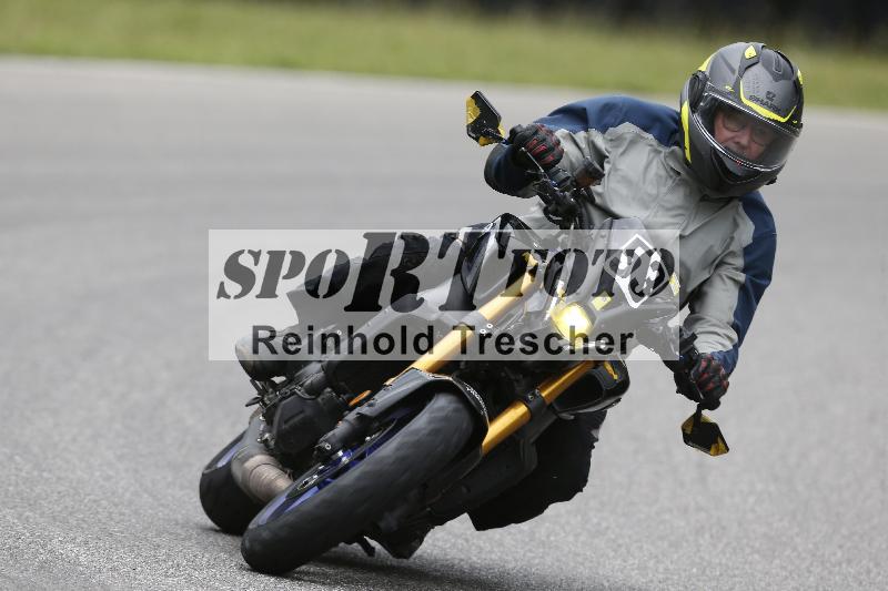 Archiv-2025/22 06.06.2025 DISCOVER the BIKE ADR/Bike 2 gelb/53